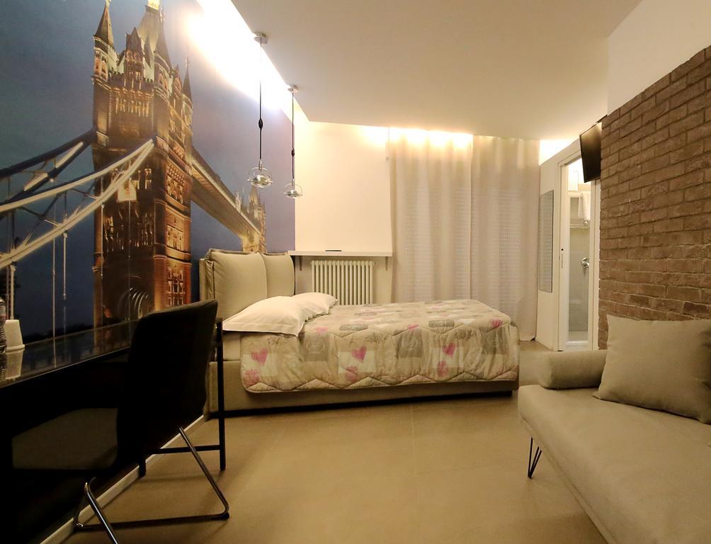 Affittacamere Smile Accomodation Аоста Экстерьер фото