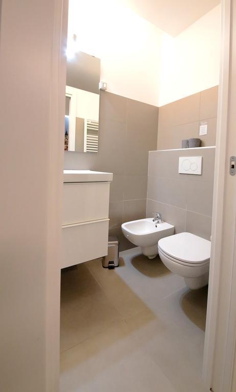 Affittacamere Smile Accomodation Аоста Экстерьер фото