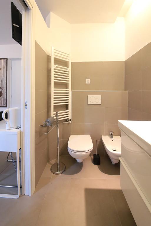 Affittacamere Smile Accomodation Аоста Экстерьер фото